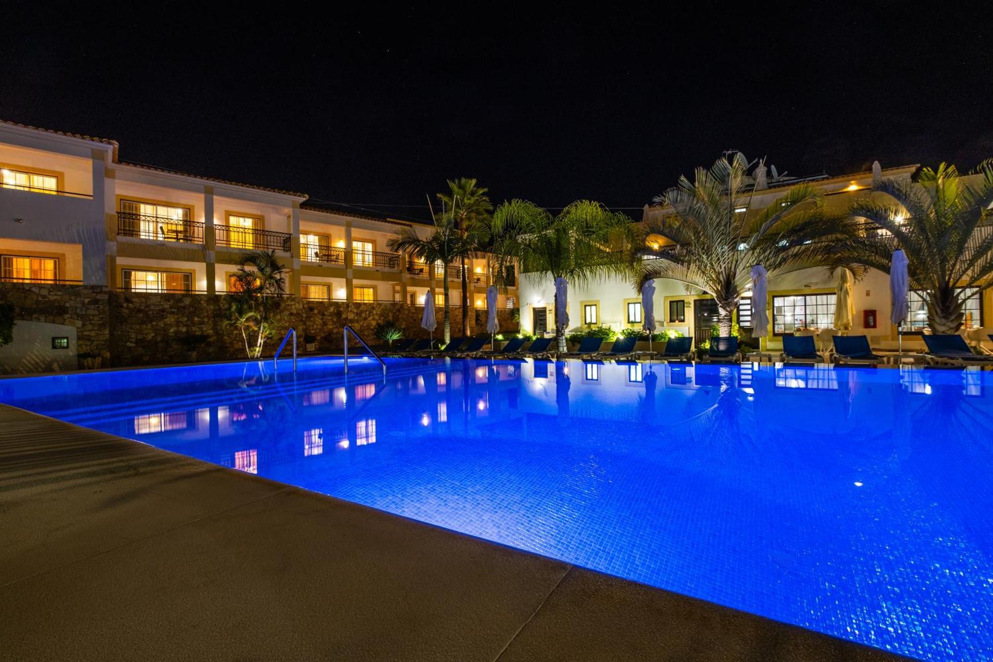 Apartamentos Turisticos Novochoro Албуфейра Екстер'єр фото