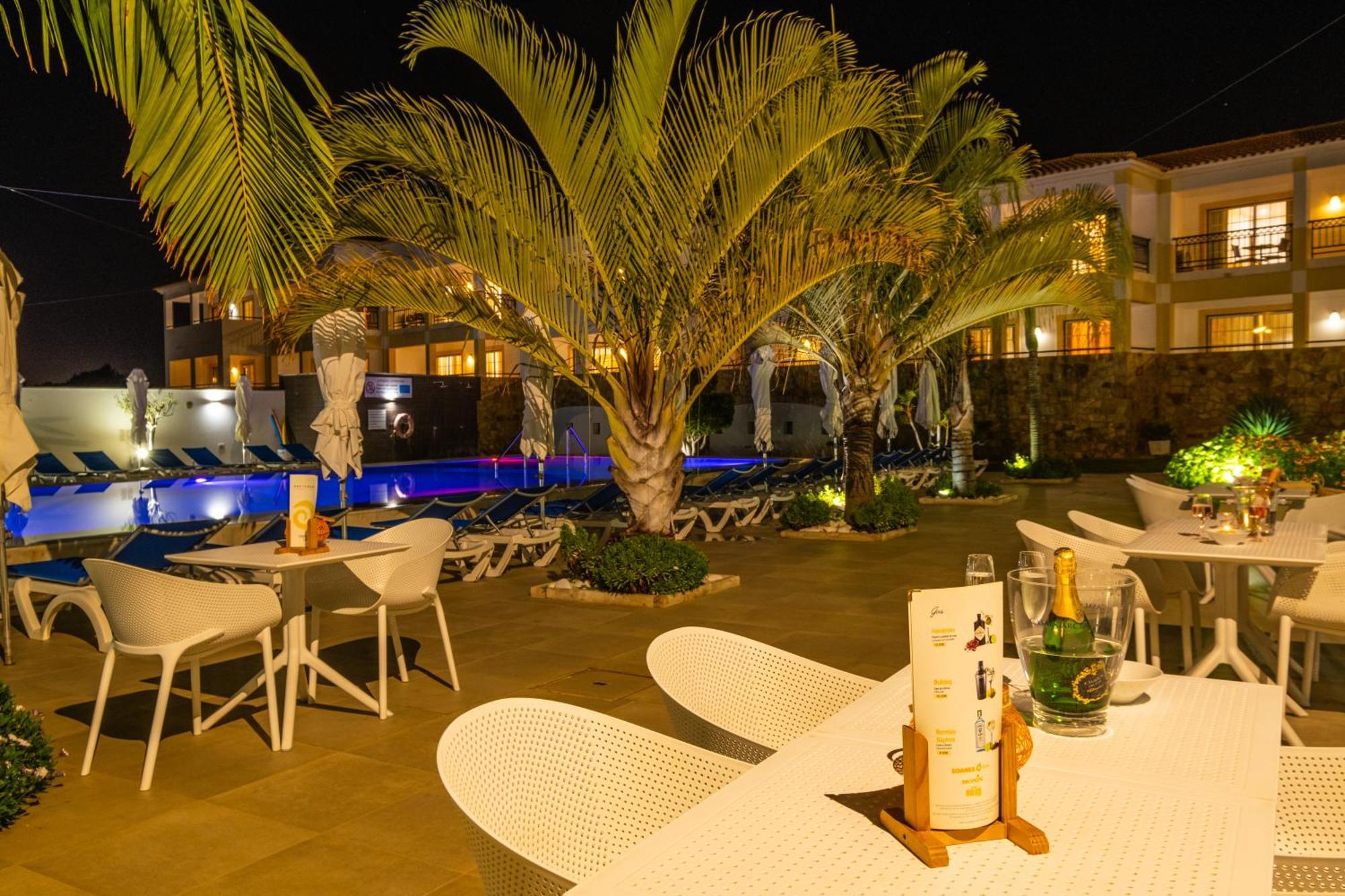 Apartamentos Turisticos Novochoro Албуфейра Екстер'єр фото